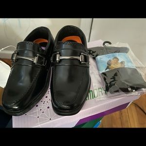 Dress shoes with socks never worn